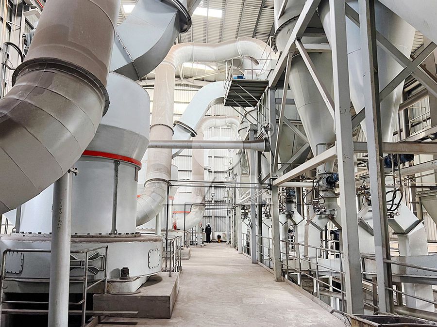 Ultra-fine grinding mill for limestone powder production